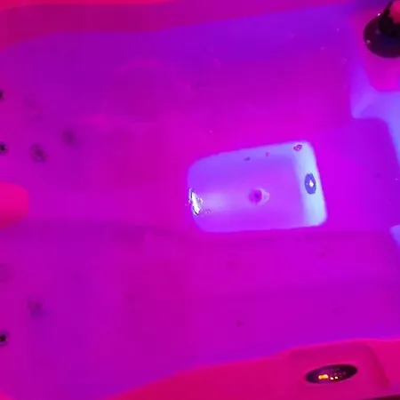 Jacuzzisuite Confort Et Relaxation Διαμέρισμα